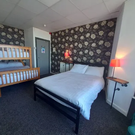 Vinnie's Family Hotel