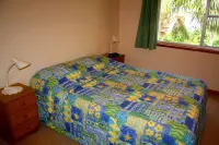 The Crest Apartments