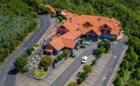 Valley View Hotel Encumeada Отели рядом с достопримечательностью «Eira do Serrado»