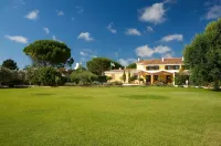 Is Benas Country Lodge Hotels near Stagno di Sale de Porcus