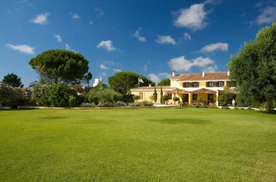 Is Benas Country Lodge Hotel in zona L'Orchidea dei F.lli Albano