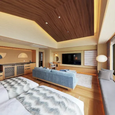 Kaike Yugetsu Hotels near Kaike Hot Spring Shrine