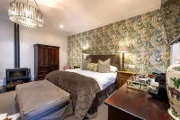 Avondrood Guest House by the Oyster Collection Отели в г. Фрэншек