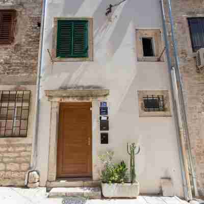 Apartment Libra Hotel Exterior