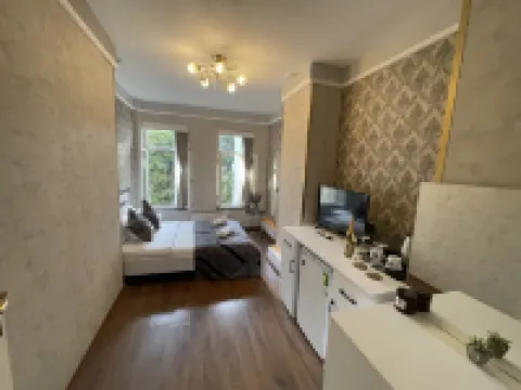 Moda Suit Hotels in der Nähe von Midori Boutique