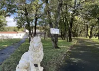 Villa de L Eguille Hotel a La-Gripperie-Saint-Symphorien