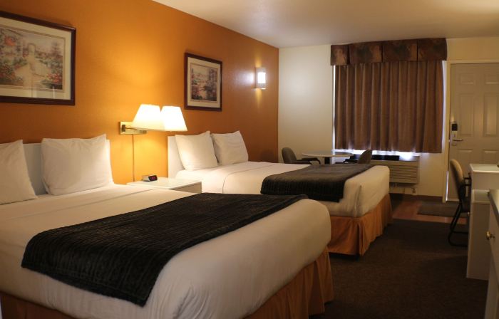 R&R Inn & Suites