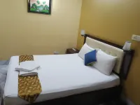 Maple Crest Service Apartment Hotels in Tejgaon Circle