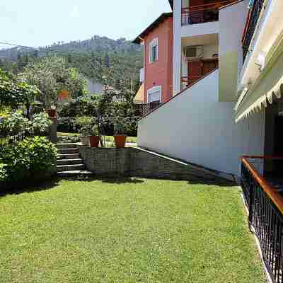 Nama Apartments Hotel Exterior