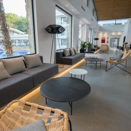 Hotel Morlans Suites - Adults Only