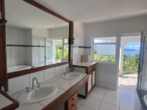 Te Tai Marama Hôtels à : Uturoa