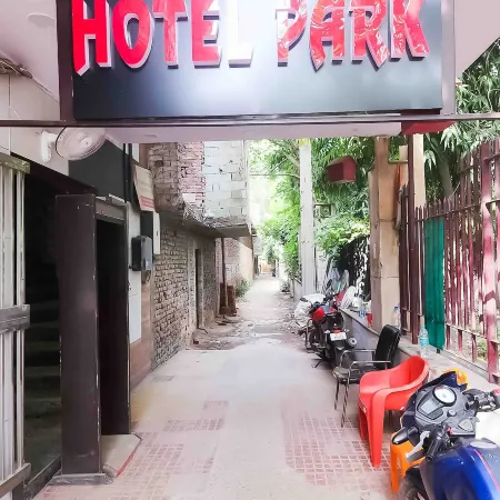 Roomshala 122 Hotel Park View Отели рядом с достопримечательностью «Северный Дели»