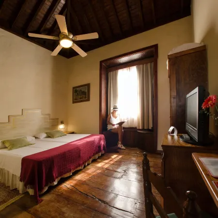 Gara Hotel