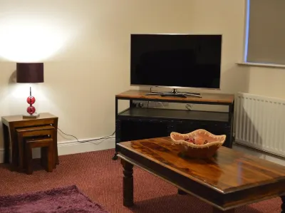 The Townhouse Newcastle Hotels in Суолуэлл