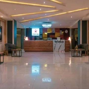 Hotel Star Inn
