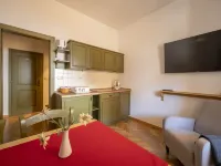 Berghi Hotel and Apartments - Apartments