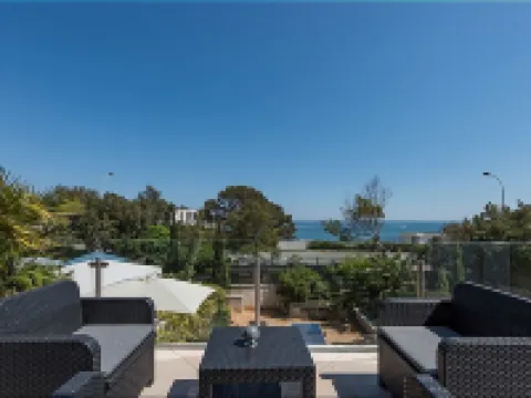 Villa Perle de La Mer Hotels in Frejus