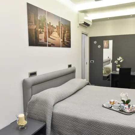 Pompei Inn Ruins Luxury Suites