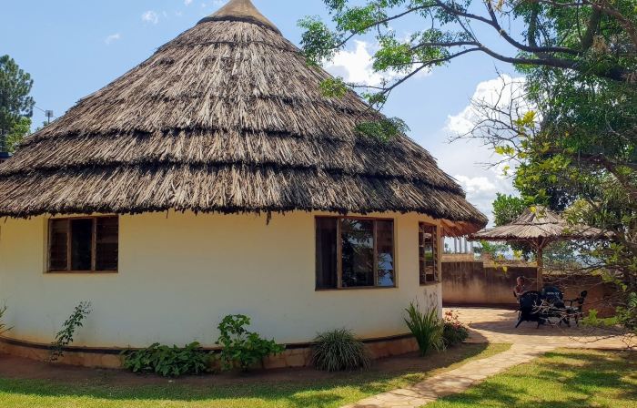 Banda Lodge