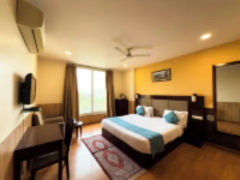 โรงแรม รอยัล ปาล์ม - โรงแรมราคาประหยัดในอุดัยปุร์