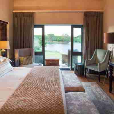 Under Oaks Guest House Rooms