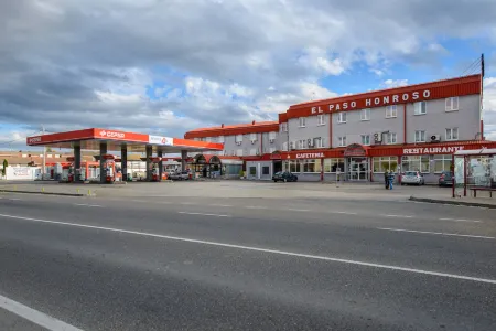Hotel El Paso Honroso Отели в г. Асторга