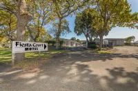 Fiesta Court Motel