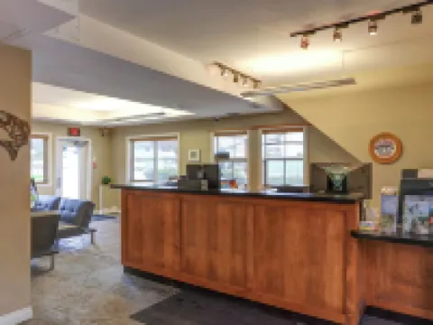 ヴェダー リバー イン チリワックのホテル