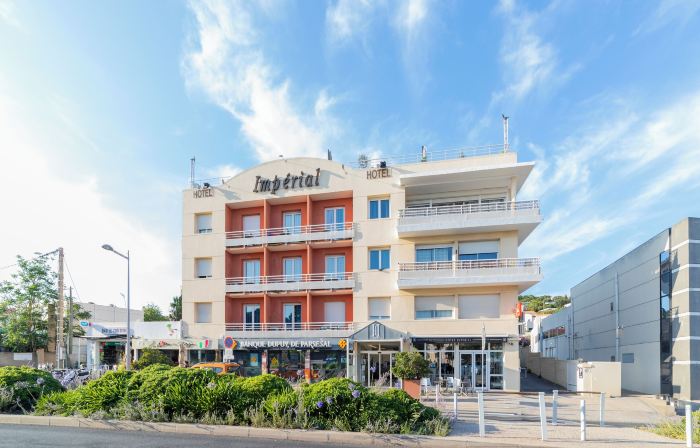 ホテル インペリアル