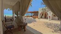 Coco Beach Hotel - Bed and Breakfasts
