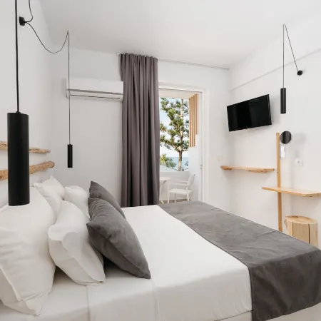 Petradi Beach Lounge Hotel