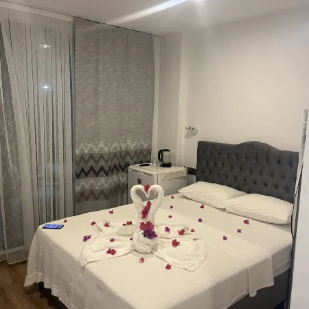 Side Apart Hotel