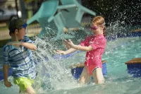 BIG4 Tasman Holiday Parks - Rowes Bay - Beach