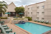 City Lodge Hotel Gqeberha - Ramah keluarga