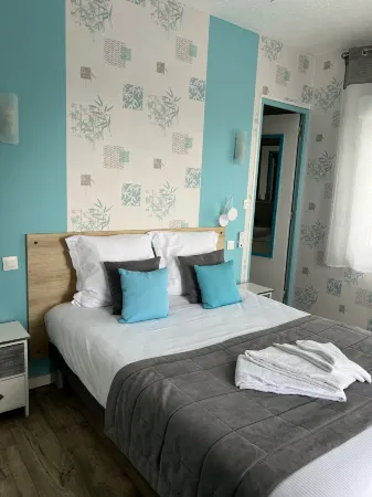 Au Petit Bonheur Отели рядом с достопримечательностью «Camping Grand R»