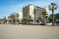 Hotel Monterrey Roses by Pierre & Vacances Hotels near Cala Murtra
