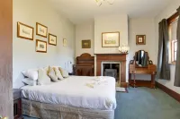 Whites Corner Отели в г. Ботуэлл