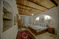 ELYSEE CAVE HOUSE