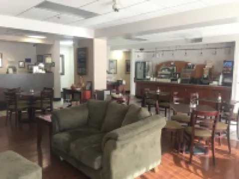 Mountain Inn & Suites Hotels in Erwin