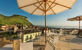 Sky Pool Hotel Sole Garda