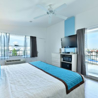 Superior King Room with Sea View The Freeport Inn and Marina Promo Code