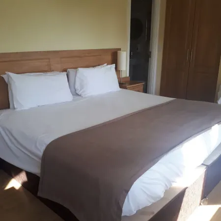 Knightsbrook Hotel Courtyard Accommodation