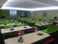 Manhattan Hotel & Restaurant