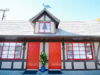 The Hamlet Inn Hotels in Solvang