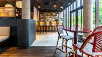 Novotel Suites Reims Centre - Quầy bar