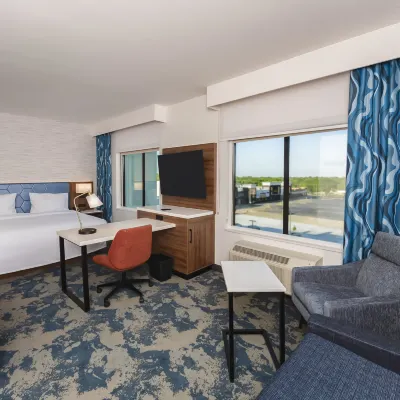 Hampton Inn & Suites by Hilton Irving Hwy 183 Hotels near Toyota Music Factory