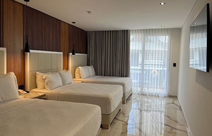 Hotels 111
