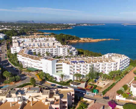 Aparthotel Tropic Garden Hotels in Santa Eularia des Riu