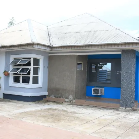 Naturemark Gallery & Guest House