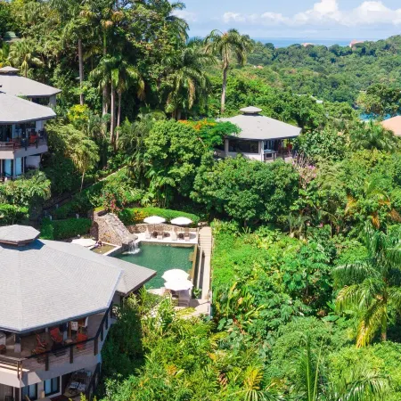 Tulemar Resort